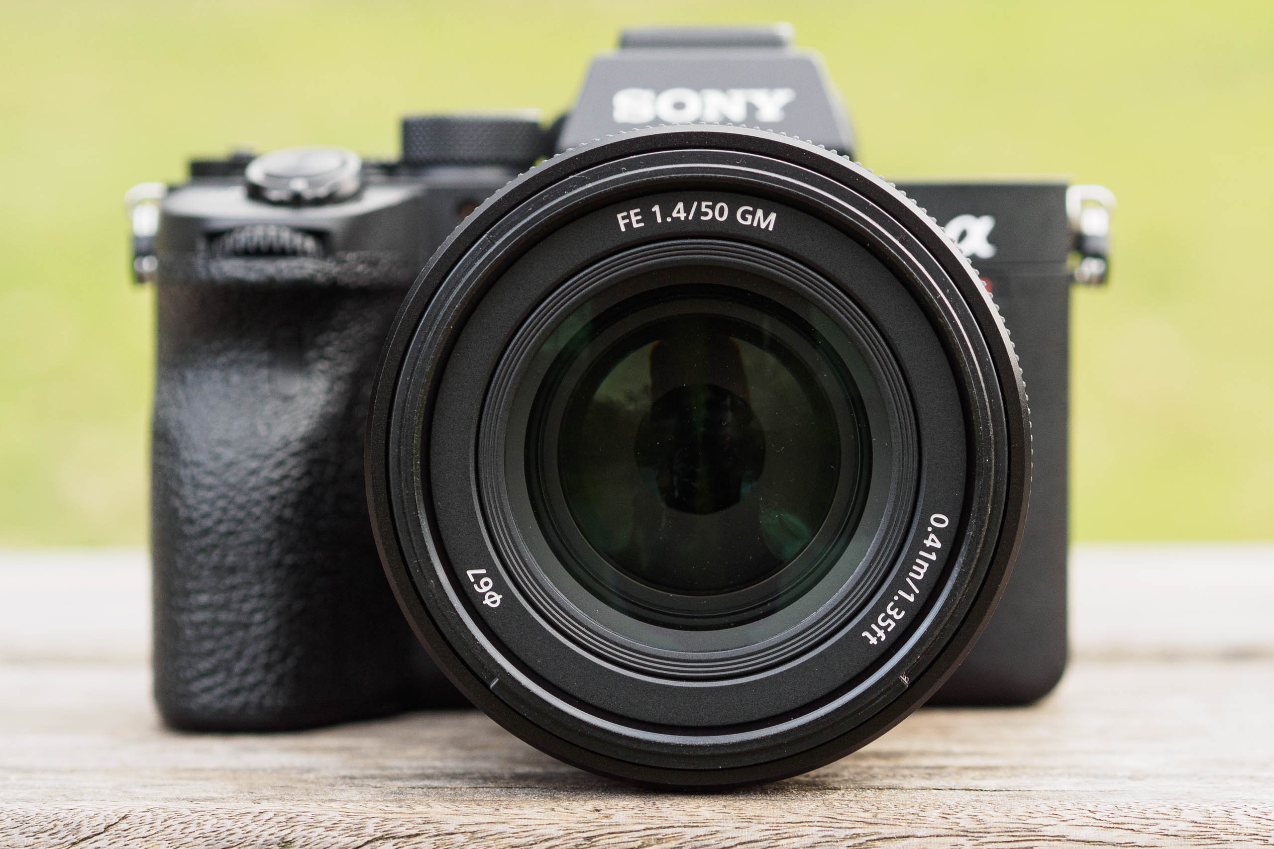 Ống kính Sony FE 50mm F1.4 GM