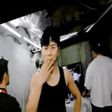 fe9d522459a901a46641a43ce52a0cf0bc039a05dd6f4447e80efb590b8db7a9.0.gif