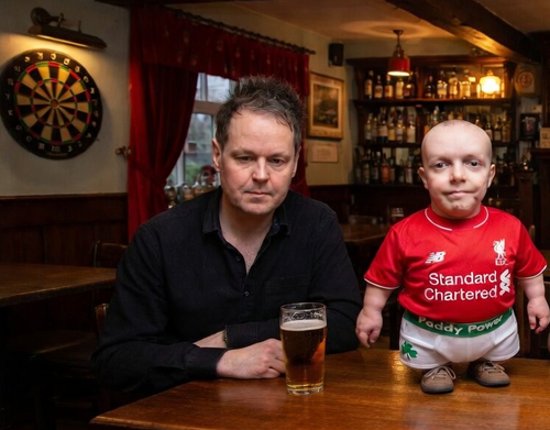 FAT TIM SMALL PAUL PINT.png