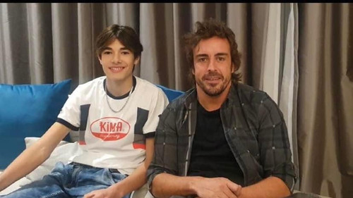 fernando alonso nikola tsolov 69.jpg