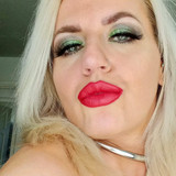 Annarosenmüller Latexfetischistin gummiduft ihrers Körper macht Schwänze steif Über 3 AUFRUFE 0 http