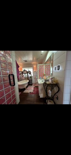 bathroom.png