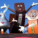 Ziua: Moștenitorul de ciocolată al lui Reese în calitate de reprez