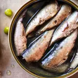 De ce recomandă experții să păstrăm ciocolată și sardine în cămară