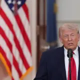 Pentru: US jet doborât în Iran cu un membru al echipajului salvat și