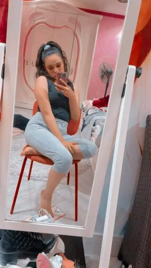 نودز مصري بنت قمر بتقفش في بزازها وتدعك في كسها جسمها تحفة جامدة اوي 8 576x1024