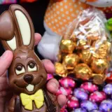 Un angajat de supermarket a fost concediat pentru că a oprit un hoț…