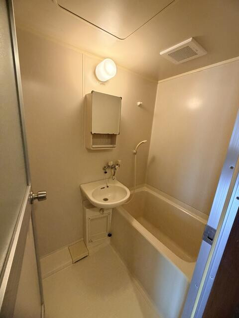 ac448d481059.jpg