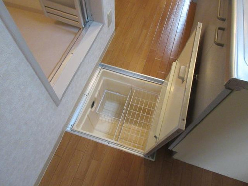730973e70628.jpg