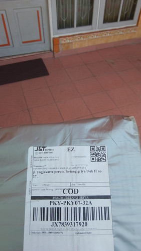 JX7839317920.jpg