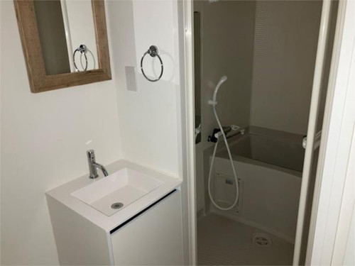 28a3743e6de5.jpg