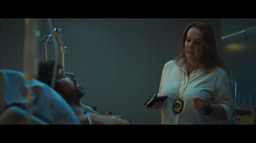 Fake.Profile.S03E01.The.Edge.of.Desire.2160p.NF.WEB DL.DDP.5.1.H.265 CHDWEB.mkv snapshot 20.01.409.jpg