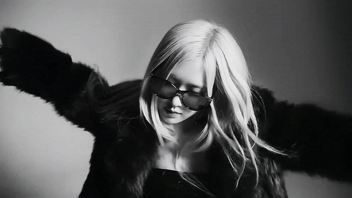 Rosé x YSL Eyewear.jpg