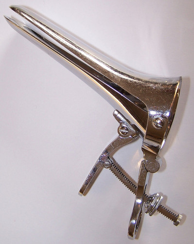 Speculum en métal.jpg