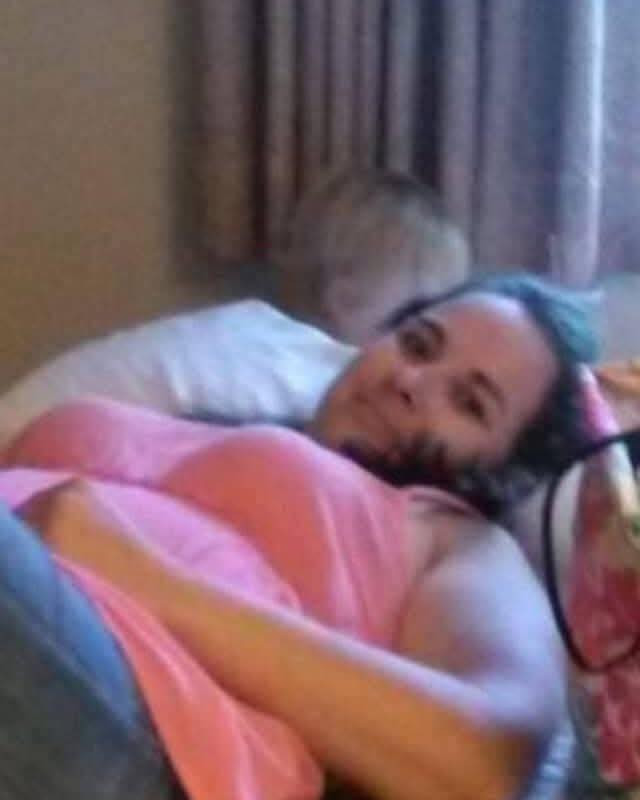 [Image: BXUojTP.jpg]