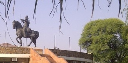 19b27f0308af.jpg