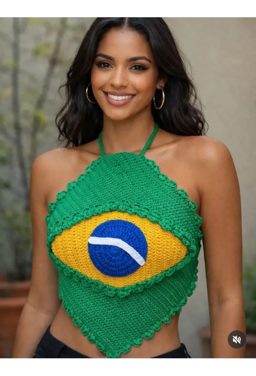 Cropped feminino Brasil crochê
