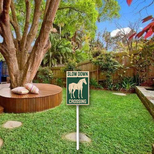 slow down Horse crossing 4.jpg