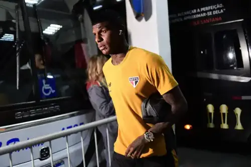 São Paulo exige retorno imediato de Arboleda após desaparecimento não justificado