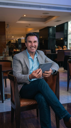 freepik genera un version aspect 2738002991.png