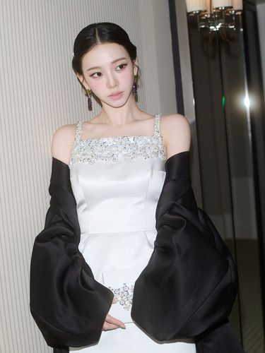 27dedae50769dbe6fd5147f93f35680c.jpg
