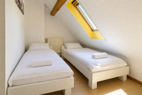 01 Schlafzimmer Dachgeschoss.png
