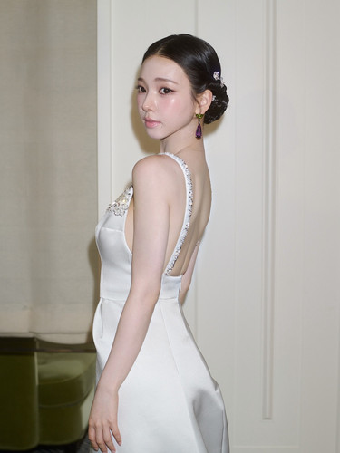 0b1a5af3ff60daf3a813506fc929a34e.jpg