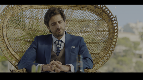 White.Lines.S01E01.2160p.NF.WEB DL.DD+5.1.Atmos.DoVi.HDR.H.265 playWEB 027.png
