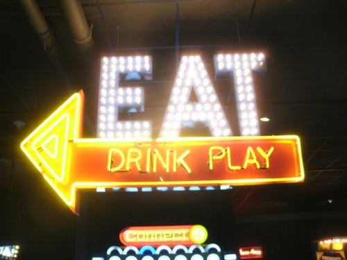 Sign Installation in NYC - Call Tru-Art Sign Co. Inc. for help..jpg