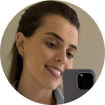 Juliana Martins.png
