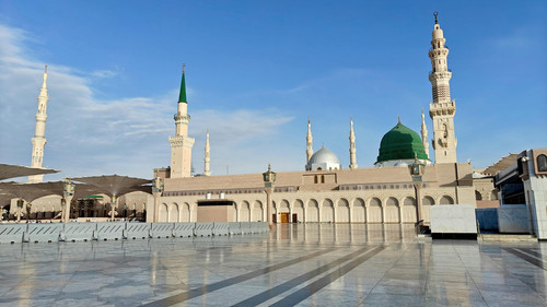 Umrah Travel Agency from California Makkah Travels.jpg