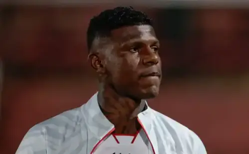ACERTO ENCAMINHADO? Após problemas no São Paulo, Arboleda tem acerto com time do Brasileirão