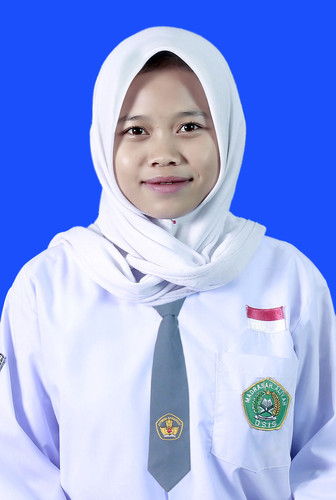 riana.jpg