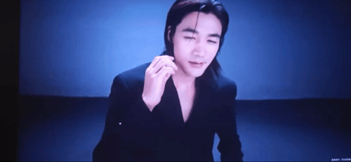 532029069.gif