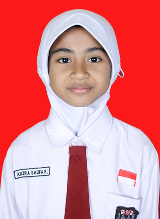 AZKIA SOUFA RAMADHANI.jpg
