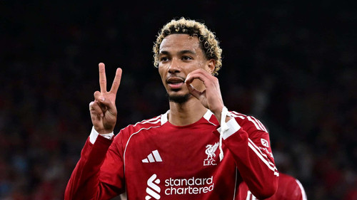 hugo ekitike liverpool scaled e1755288646568.jpg