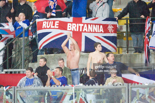 19/10/06 UEFA CUP.LIVORNO v RANGERS (2-3) .LIVORNO - ITALY .Rangers fans brave the elements on a wet.jpg