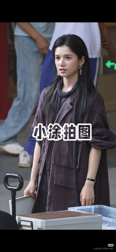Camera XHS 17781527596531040g00831vqtqnic2ge05pt9r35ji9qi1ocr9l8.jpg
