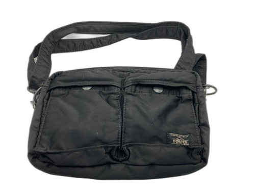 m18880943722 1 bg removed.jpg