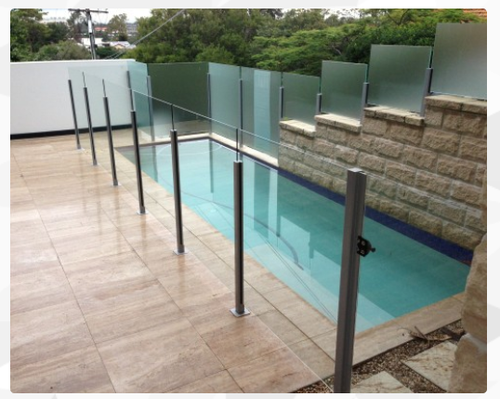 Frameless Fencing Gold Coast.png