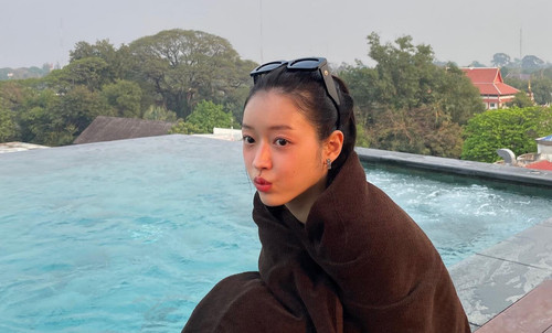 230402 OH MY GIRL Yooa Instagram Update documents 2.jpg
