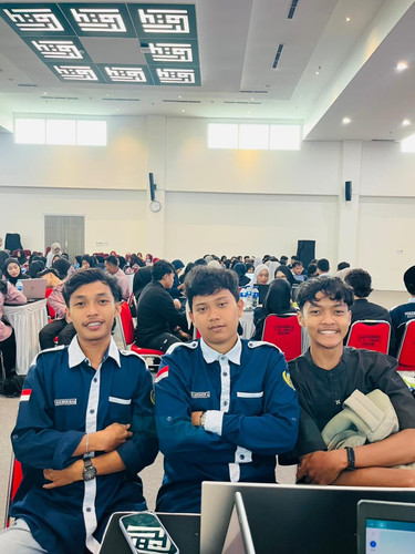 WhatsApp Image 2026 04 08 at 13.12.41.jpg