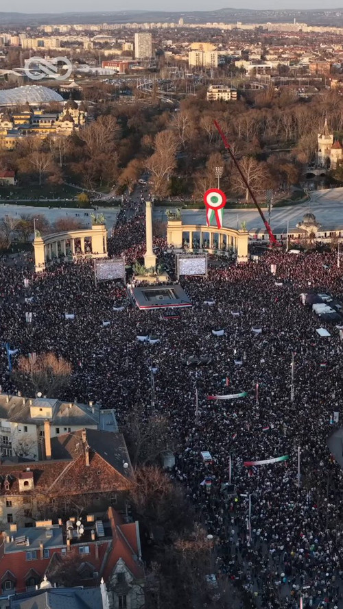 EBeIO yrrcIpdsbS.jpg