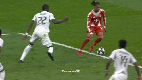 O9 Nob1hUSj36Lux.jpg