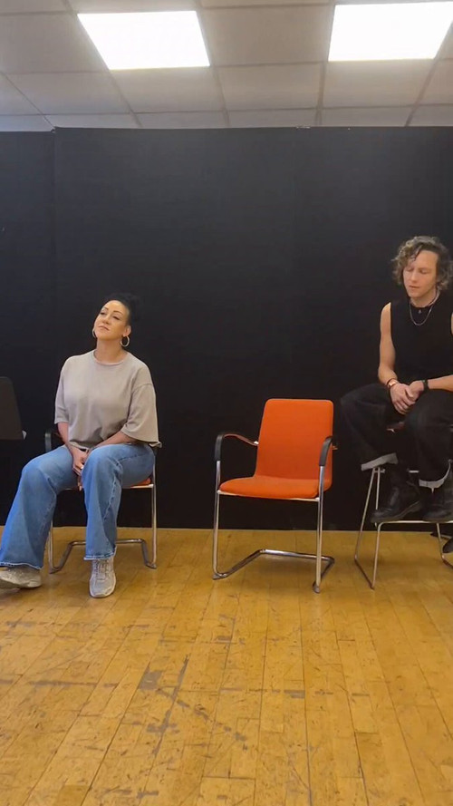 OphnTeM6onhzjxg .jpg