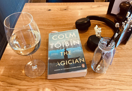 HFU NaSa8AIWF T?format=jpg.jpg