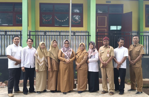 1 dewan Guru.jpg