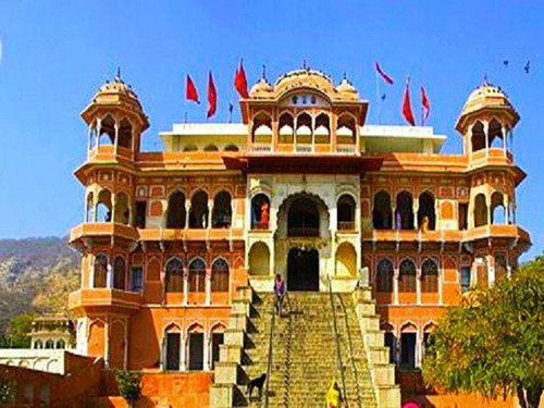 How Early Morning Darshan Timings Help Avoid Rush at Mehandipur Balaji Temple..jpg