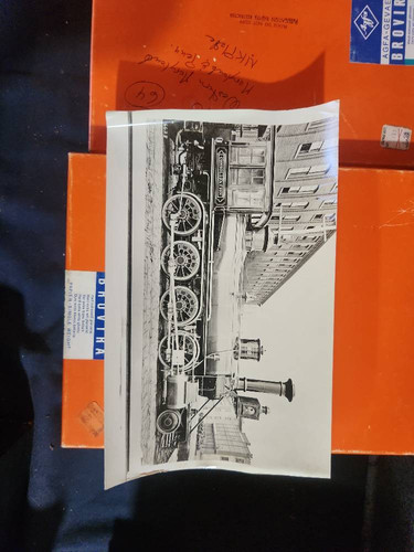 64ee9eb16512.jpg