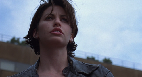Bound.1996.720p.BluRay.DD5.1.x264 TsH.0:27:08.optimized=high.png